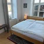Lägenhet Grosses Mit Weitlaeufigem Garten, Naturteich & Bergblick Plankenau