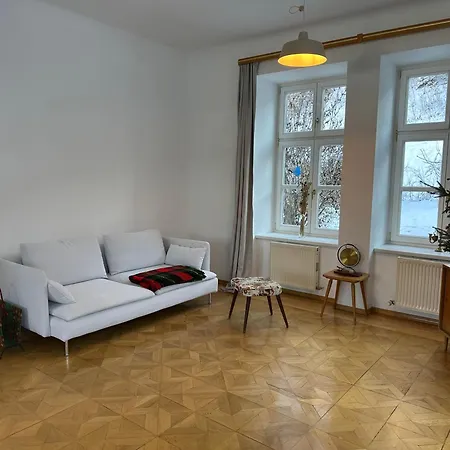 Apartment Ruhiges Apartment am Waldrand im Skigebiet