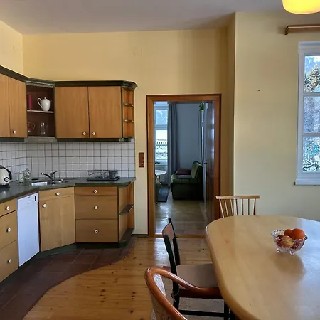 Ruhiges Apartment am Waldrand im Skigebiet