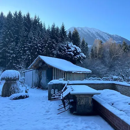 아파트 Ruhiges Am Waldrand Im Skigebiet